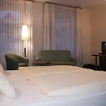 ビクトリア　ホテル