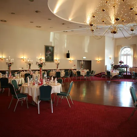 Victoria Hotel