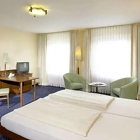 Victoria 4*