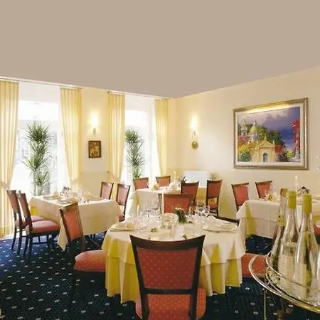 Victoria 4*